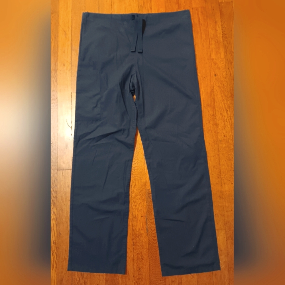 NWOT Uniform Advantage Navy Blue Scrubs